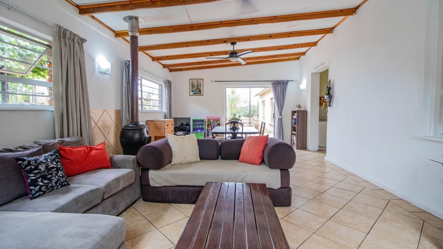 9 Bedroom Property for Sale in West Bank Eastern Cape